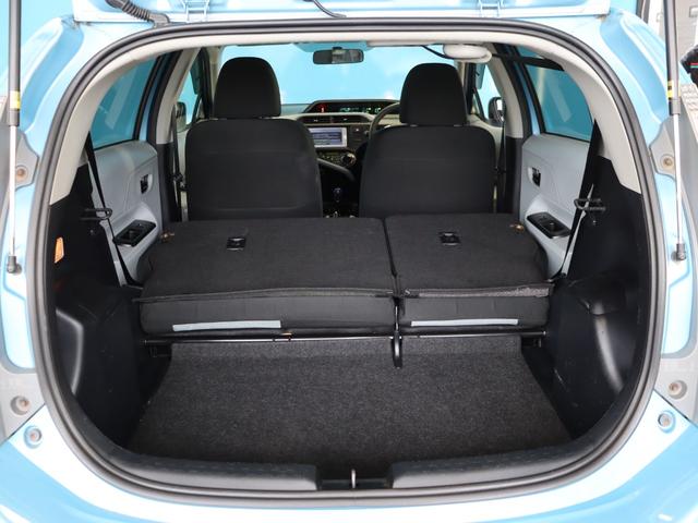 アクア S 禁煙/純正ナビ/バックカメラ/スマートキー/LEDヘッドライト/地デジ/Bluetooth接続/ステアリングリモコン/フォグランプ(9枚目)