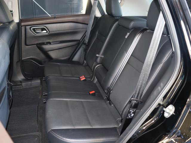 エクストレイル Ｇ　ｅ－４ＯＲＣＥ　プロパイロット／日産コネクト１２．３インチナビ／インテリジェントアラウンドビューモニター／インテリジェントインナーミラー／レザーシート／シートヒーター／ＥＴＣ２．０／電動リアゲート／ルーフレール（41枚目）
