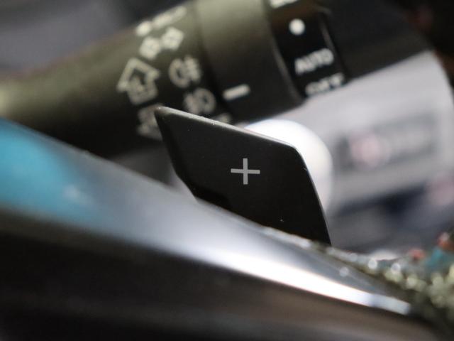 WRX S4 2.0GT-Sアイサイト 大型リアスポイラー/純正OP18インチAW/禁煙/ストラーダメモリーナビ/Bluetoothオーディオ/フルセグ/Bカメラ/ETC/アダプティブクルーズコントロール/パワーシート/LEDヘッドライト(14枚目)