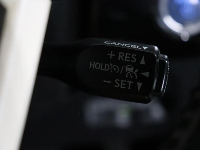 プリウス Sセーフティプラス モデリスタフルエアロ/SSR18インチAW/純正9インチナビ/Bluetoothオーディオ/フルセグ/Bカメラ/トヨタセーフティーセンス/アダプティブクルーズコントロール/クリアランスソナー/ETC(11枚目)