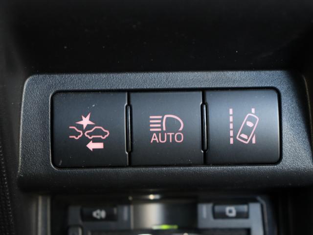 スペイド Ｆ　クイーンＩＩ　トヨタセーフティーセンス／プリクラッシュセーフティシステム／レーンキープ／オートマチックハイビーム／ＡＬＰＩＮＥメモリーナビ／Ｂｌｕｅｔｏｏｔｈ／フルセグ／バックカメラ／禁煙／ビルトインＥＴＣ（11枚目）