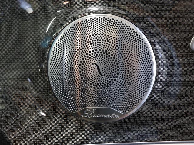 Ｅクラス Ｅ４３　４マチック　エクスクルーシブＰＫＧ／Ｂｕｒｍｅｓｔｅｒサラウンドシステム／パノラミックスライディングルーフ／レーダーセーフティパッケージ／３６０度カメラシステム／パワートランクリッド／ナッパ革シート／ＥＴＣ（8枚目）