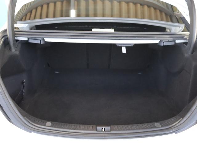 Ｅクラス Ｅ４３　４マチック　エクスクルーシブＰＫＧ／Ｂｕｒｍｅｓｔｅｒサラウンドシステム／パノラミックスライディングルーフ／レーダーセーフティパッケージ／３６０度カメラシステム／パワートランクリッド／ナッパ革シート／ＥＴＣ（34枚目）