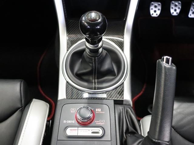 【６ＭＴ】スポーツカー必須装備です！全国でもかなり台数が少ないお車でございますのでお早めにご検討ください。