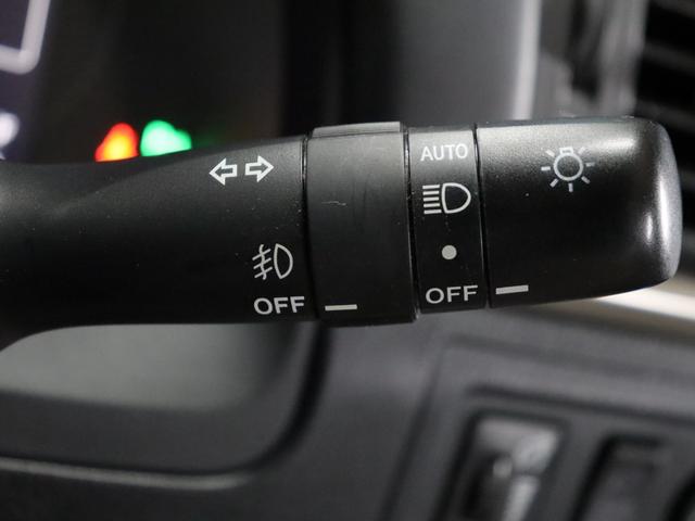 ＣＴ ＣＴ２００ｈ　バージョンＣ　後期型／ムーンルーフ／Ｌ＿ｔｅｘファブリックコンビシートセット／バックカメラ／ドライブレコーダー／シートヒーター／セーフティシステムプラス／ブルーレイ再生／禁煙／ＥＴＣ２．０／パワーシート／ＵＳＢ入力（57枚目）