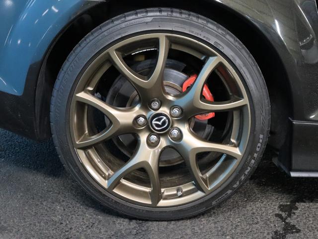 ＲＸ－８ スピリットＲ　６ＭＴ／ＦＥＥＤ製マフラー／ＲＥＣＡＲＯ純正セミバケットシート／純正ブロンズ１９インチＡＷ／ＰＩＶＯＴスロコン／アルパインＨＤＤナビ／Ｂｌｕｅｔｏｏｔｈオーディオ／フルセグ／Ｂカメラ／ＥＴＣ／禁煙（28枚目）