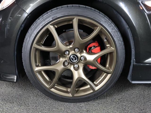 ＲＸ－８ スピリットＲ　６ＭＴ／ＦＥＥＤ製マフラー／ＲＥＣＡＲＯ純正セミバケットシート／純正ブロンズ１９インチＡＷ／ＰＩＶＯＴスロコン／アルパインＨＤＤナビ／Ｂｌｕｅｔｏｏｔｈオーディオ／フルセグ／Ｂカメラ／ＥＴＣ／禁煙（30枚目）