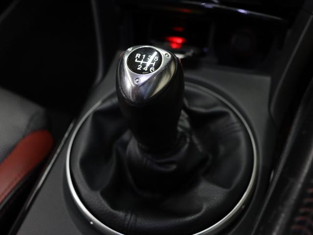 ＲＸ－８ スピリットＲ　６ＭＴ／ＦＥＥＤ製マフラー／ＲＥＣＡＲＯ純正セミバケットシート／純正ブロンズ１９インチＡＷ／ＰＩＶＯＴスロコン／アルパインＨＤＤナビ／Ｂｌｕｅｔｏｏｔｈオーディオ／フルセグ／Ｂカメラ／ＥＴＣ／禁煙（47枚目）