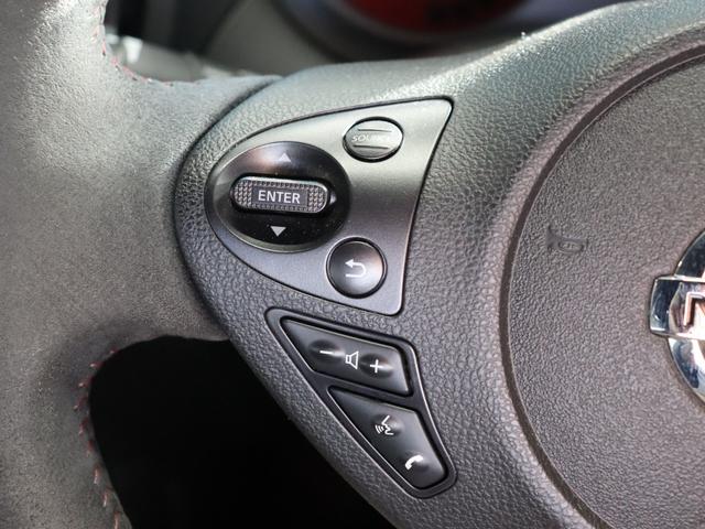 ジューク ニスモ　４ＷＤ／純正ナビ／Ｂｌｕｅｔｏｏｔｈオーディオ／フルセグ／バックカメラ／ＤＶＤ・ＣＤ視聴可能／禁煙／スマートキー／ＥＴＣ／ニスモ専用シート／純正１８インチＡＷ／オートライト／電動格納ミラー（12枚目）