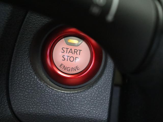 ジューク ニスモ　４ＷＤ／純正ナビ／Ｂｌｕｅｔｏｏｔｈオーディオ／フルセグ／バックカメラ／ＤＶＤ・ＣＤ視聴可能／禁煙／スマートキー／ＥＴＣ／ニスモ専用シート／純正１８インチＡＷ／オートライト／電動格納ミラー（13枚目）