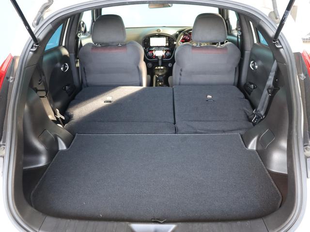 ジューク ニスモ　４ＷＤ／純正ナビ／Ｂｌｕｅｔｏｏｔｈオーディオ／フルセグ／バックカメラ／ＤＶＤ・ＣＤ視聴可能／禁煙／スマートキー／ＥＴＣ／ニスモ専用シート／純正１８インチＡＷ／オートライト／電動格納ミラー（16枚目）