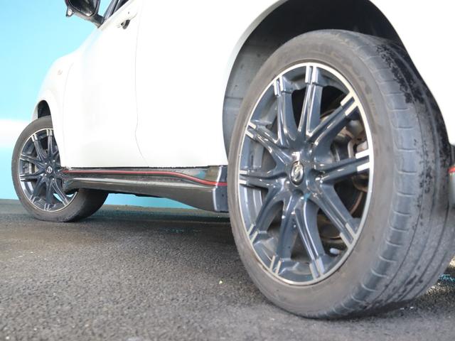 ジューク ニスモ　４ＷＤ／純正ナビ／Ｂｌｕｅｔｏｏｔｈオーディオ／フルセグ／バックカメラ／ＤＶＤ・ＣＤ視聴可能／禁煙／スマートキー／ＥＴＣ／ニスモ専用シート／純正１８インチＡＷ／オートライト／電動格納ミラー（33枚目）