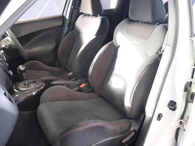 ジューク ニスモ　４ＷＤ／純正ナビ／Ｂｌｕｅｔｏｏｔｈオーディオ／フルセグ／バックカメラ／ＤＶＤ・ＣＤ視聴可能／禁煙／スマートキー／ＥＴＣ／ニスモ専用シート／純正１８インチＡＷ／オートライト／電動格納ミラー（42枚目）