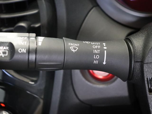 ジューク ニスモ　４ＷＤ／純正ナビ／Ｂｌｕｅｔｏｏｔｈオーディオ／フルセグ／バックカメラ／ＤＶＤ・ＣＤ視聴可能／禁煙／スマートキー／ＥＴＣ／ニスモ専用シート／純正１８インチＡＷ／オートライト／電動格納ミラー（48枚目）