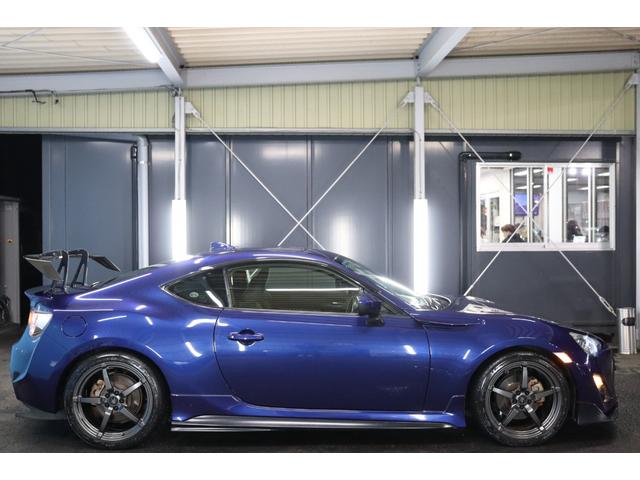 ８６ １４Ｒ　１オーナー／禁煙車／ディーラー記録簿／ＧＴウィングタイプリアスポイラー／ＨＫＳタコ足・中間パイプ／ＫＹＢダウンサス・ショック／ＴＲＤフルエアロ・センター２本出しマフラー／純正ＳＤナビ／ＥＴＣ（18枚目）