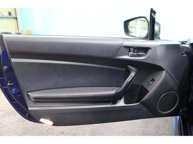 ８６ １４Ｒ　１オーナー／禁煙車／ディーラー記録簿／ＧＴウィングタイプリアスポイラー／ＨＫＳタコ足・中間パイプ／ＫＹＢダウンサス・ショック／ＴＲＤフルエアロ・センター２本出しマフラー／純正ＳＤナビ／ＥＴＣ（62枚目）