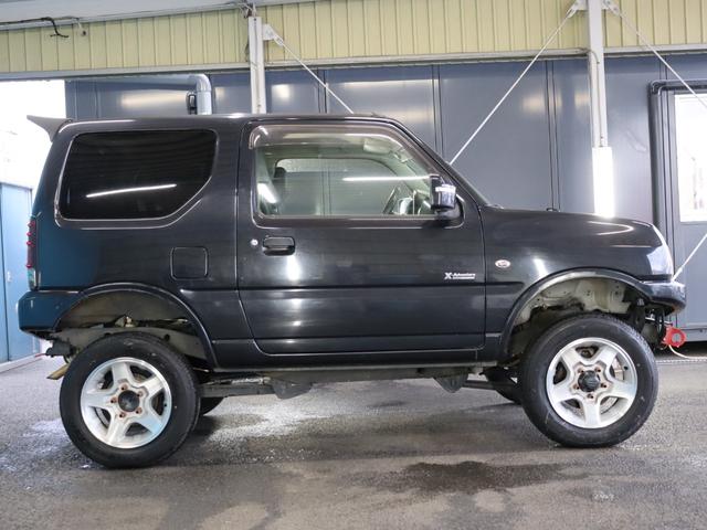 ジムニー クロスアドベンチャー　５ＭＴ／オフロードタニグチＡ８ショック／リフトアップ／ＲＥＣＡＲＯシート／スキッドプレート／フロント・リアショートバンパー／ターボ／ＥＴＣ（11枚目）