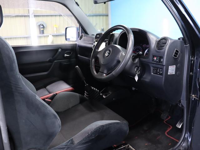 ジムニー クロスアドベンチャー　５ＭＴ／オフロードタニグチＡ８ショック／リフトアップ／ＲＥＣＡＲＯシート／スキッドプレート／フロント・リアショートバンパー／ターボ／ＥＴＣ（42枚目）