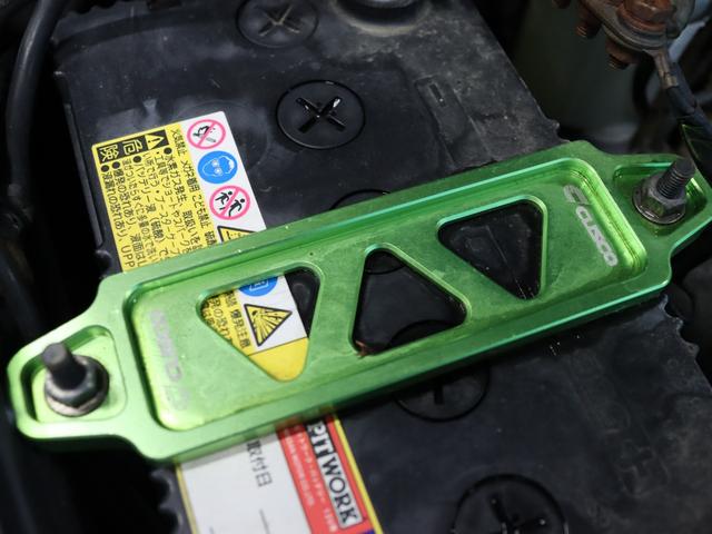 ジムニー クロスアドベンチャー　５ＭＴ／オフロードタニグチＡ８ショック／リフトアップ／ＲＥＣＡＲＯシート／スキッドプレート／フロント・リアショートバンパー／ターボ／ＥＴＣ（65枚目）