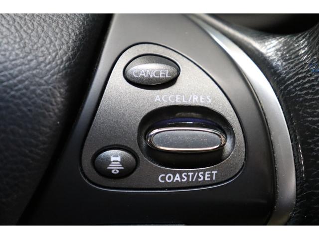 フーガハイブリッド ベースグレード　後期型／本革パッケージ／サンルーフ／全方位運転支援システム／インテリジェントクルーズコントロール／アラウンドビューモニター／ＬＥＤヘッドライト／１８インチＡＷ／ＥＴＣ／シートヒーター＆ベンチレーション（12枚目）