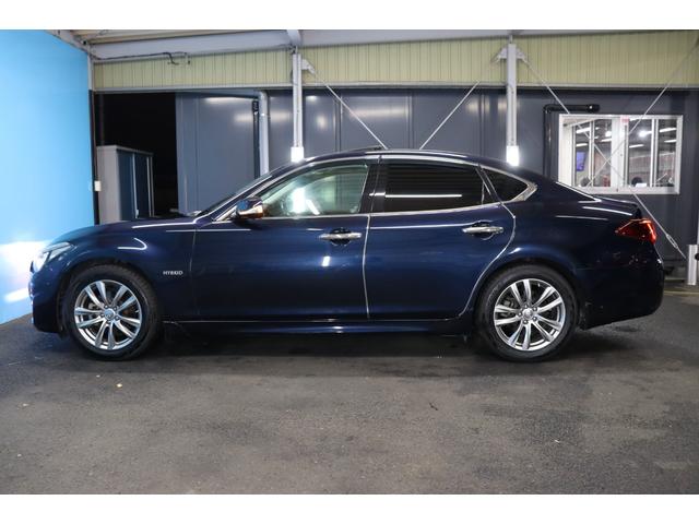 フーガハイブリッド ベースグレード　後期型／本革パッケージ／サンルーフ／全方位運転支援システム／インテリジェントクルーズコントロール／アラウンドビューモニター／ＬＥＤヘッドライト／１８インチＡＷ／ＥＴＣ／シートヒーター＆ベンチレーション（23枚目）