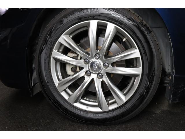 フーガハイブリッド ベースグレード　後期型／本革パッケージ／サンルーフ／全方位運転支援システム／インテリジェントクルーズコントロール／アラウンドビューモニター／ＬＥＤヘッドライト／１８インチＡＷ／ＥＴＣ／シートヒーター＆ベンチレーション（32枚目）