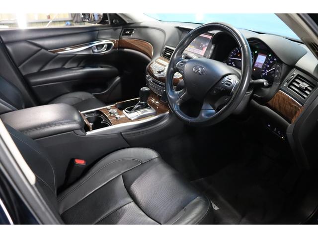 フーガハイブリッド ベースグレード　後期型／本革パッケージ／サンルーフ／全方位運転支援システム／インテリジェントクルーズコントロール／アラウンドビューモニター／ＬＥＤヘッドライト／１８インチＡＷ／ＥＴＣ／シートヒーター＆ベンチレーション（35枚目）