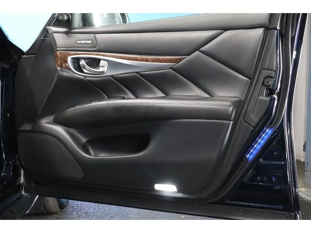 フーガハイブリッド ベースグレード　後期型／本革パッケージ／サンルーフ／全方位運転支援システム／インテリジェントクルーズコントロール／アラウンドビューモニター／ＬＥＤヘッドライト／１８インチＡＷ／ＥＴＣ／シートヒーター＆ベンチレーション（37枚目）