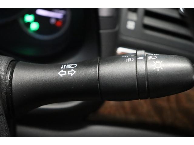 フーガハイブリッド ベースグレード　後期型／本革パッケージ／サンルーフ／全方位運転支援システム／インテリジェントクルーズコントロール／アラウンドビューモニター／ＬＥＤヘッドライト／１８インチＡＷ／ＥＴＣ／シートヒーター＆ベンチレーション（49枚目）