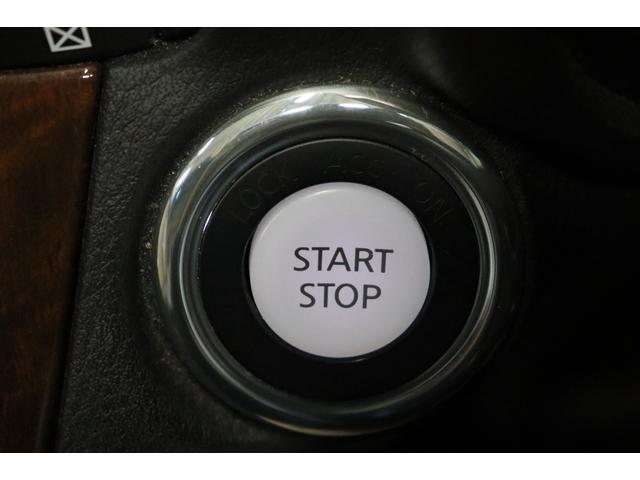 フーガハイブリッド ベースグレード　後期型／本革パッケージ／サンルーフ／全方位運転支援システム／インテリジェントクルーズコントロール／アラウンドビューモニター／ＬＥＤヘッドライト／１８インチＡＷ／ＥＴＣ／シートヒーター＆ベンチレーション（50枚目）