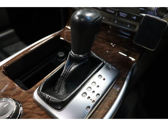 フーガハイブリッド ベースグレード　後期型／本革パッケージ／サンルーフ／全方位運転支援システム／インテリジェントクルーズコントロール／アラウンドビューモニター／ＬＥＤヘッドライト／１８インチＡＷ／ＥＴＣ／シートヒーター＆ベンチレーション（57枚目）