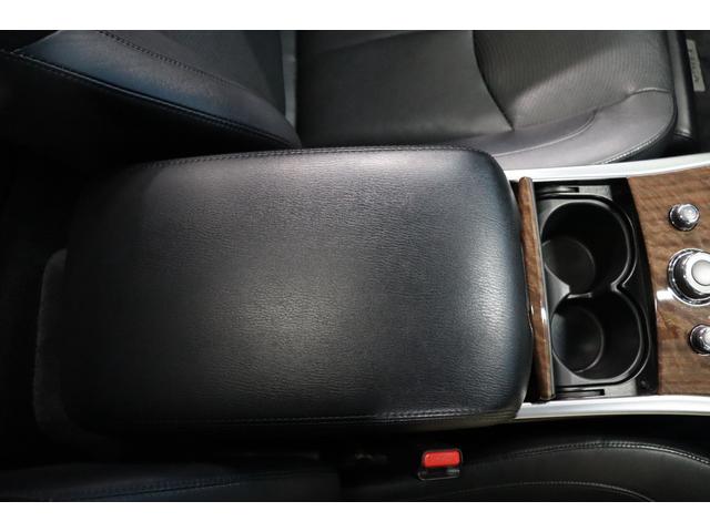 フーガハイブリッド ベースグレード　後期型／本革パッケージ／サンルーフ／全方位運転支援システム／インテリジェントクルーズコントロール／アラウンドビューモニター／ＬＥＤヘッドライト／１８インチＡＷ／ＥＴＣ／シートヒーター＆ベンチレーション（58枚目）