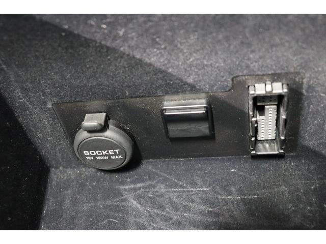 フーガハイブリッド ベースグレード　後期型／本革パッケージ／サンルーフ／全方位運転支援システム／インテリジェントクルーズコントロール／アラウンドビューモニター／ＬＥＤヘッドライト／１８インチＡＷ／ＥＴＣ／シートヒーター＆ベンチレーション（60枚目）