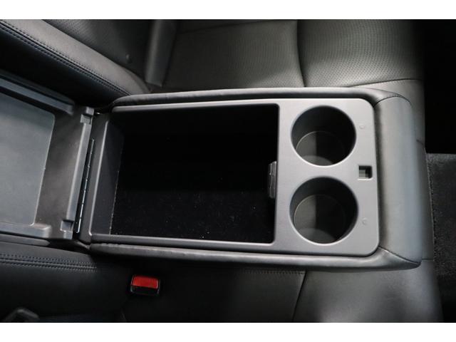 フーガハイブリッド ベースグレード　後期型／本革パッケージ／サンルーフ／全方位運転支援システム／インテリジェントクルーズコントロール／アラウンドビューモニター／ＬＥＤヘッドライト／１８インチＡＷ／ＥＴＣ／シートヒーター＆ベンチレーション（62枚目）