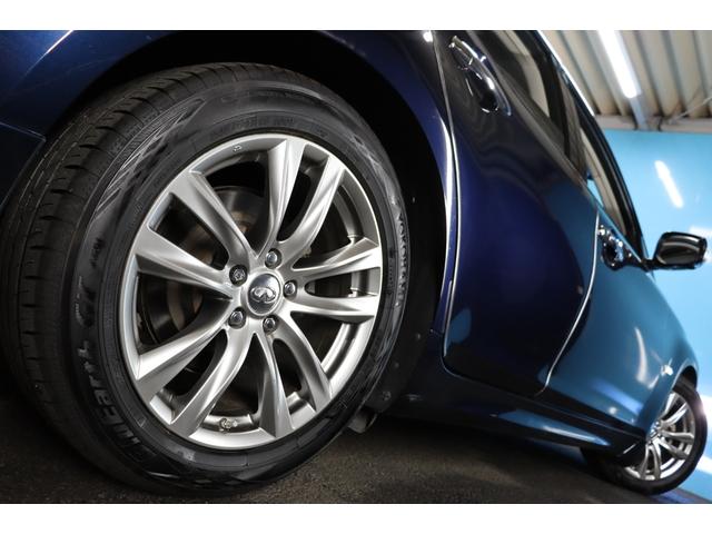 フーガハイブリッド ベースグレード　後期型／本革パッケージ／サンルーフ／全方位運転支援システム／インテリジェントクルーズコントロール／アラウンドビューモニター／ＬＥＤヘッドライト／１８インチＡＷ／ＥＴＣ／シートヒーター＆ベンチレーション（64枚目）