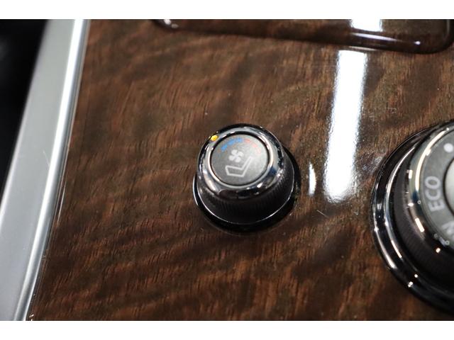 フーガハイブリッド ベースグレード　後期型／本革パッケージ／サンルーフ／全方位運転支援システム／インテリジェントクルーズコントロール／アラウンドビューモニター／ＬＥＤヘッドライト／１８インチＡＷ／ＥＴＣ／シートヒーター＆ベンチレーション（67枚目）