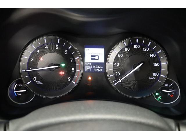 フーガハイブリッド ベースグレード　後期型／本革パッケージ／サンルーフ／全方位運転支援システム／インテリジェントクルーズコントロール／アラウンドビューモニター／ＬＥＤヘッドライト／１８インチＡＷ／ＥＴＣ／シートヒーター＆ベンチレーション（70枚目）