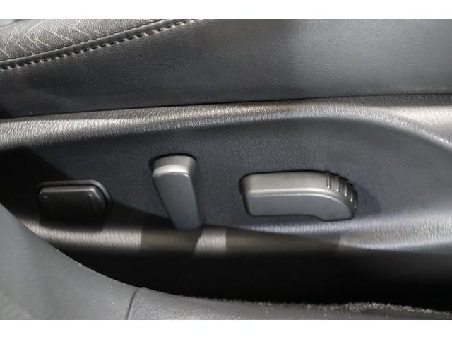 フーガハイブリッド ベースグレード　後期型／本革パッケージ／サンルーフ／全方位運転支援システム／インテリジェントクルーズコントロール／アラウンドビューモニター／ＬＥＤヘッドライト／１８インチＡＷ／ＥＴＣ／シートヒーター＆ベンチレーション（74枚目）