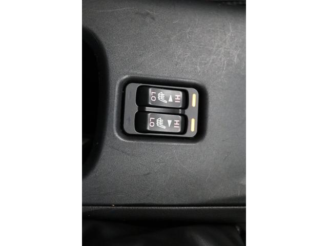 GR86 RZ 1オーナー/アイサイトコアテクノロジー/LEDヘッドライト/純正ナビ/バックカメラ/フルセグTV/純正18インチアルミ/GRエンブレム付革巻きステアリング/左右独立温度調整オートエアコン/Rフォグ(12枚目)