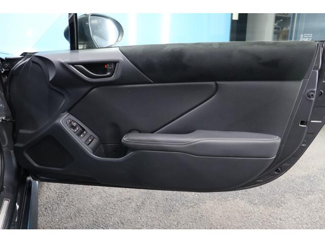 GR86 RZ 1オーナー/アイサイトコアテクノロジー/LEDヘッドライト/純正ナビ/バックカメラ/フルセグTV/純正18インチアルミ/GRエンブレム付革巻きステアリング/左右独立温度調整オートエアコン/Rフォグ(39枚目)