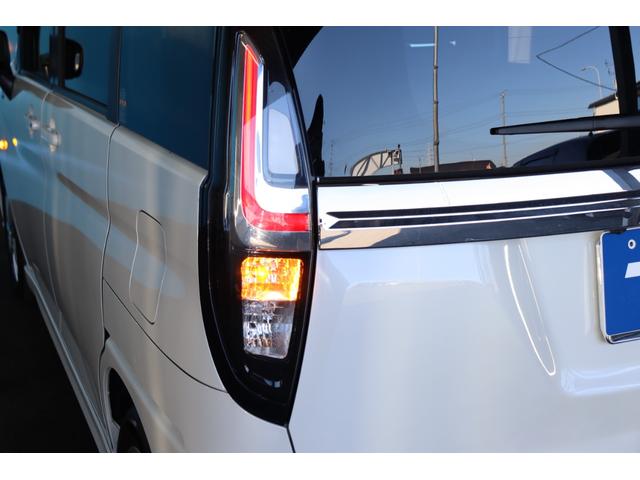 ソリオ ハイブリッドＭＸ　全方位カメラ／純正９インチナビ／ＬＥＤヘッドライト／禁煙車／シートヒーター／パワースライドドア／セーフティサポート／オートエアコン／オートライト／Ｂｌｕｅｔｏｏｔｈ／スマートキー／クリアランスソナー（24枚目）