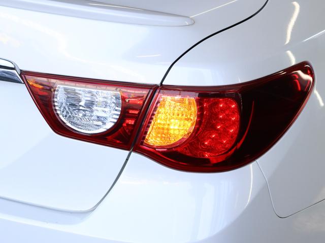 マークX 250G Sパッケージリラックスセレクション サンルーフ/革シート/シートヒーター/純正エアロ/カロッツェリアナビ/Bluetooth/ミュージックサーバー/スマートキー/オートライト/HIDヘッドライト/パワーシート/ETC/ローダウン(37枚目)