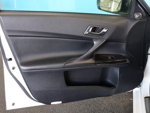 マークX 250G Sパッケージリラックスセレクション サンルーフ/革シート/シートヒーター/純正エアロ/カロッツェリアナビ/Bluetooth/ミュージックサーバー/スマートキー/オートライト/HIDヘッドライト/パワーシート/ETC/ローダウン(51枚目)