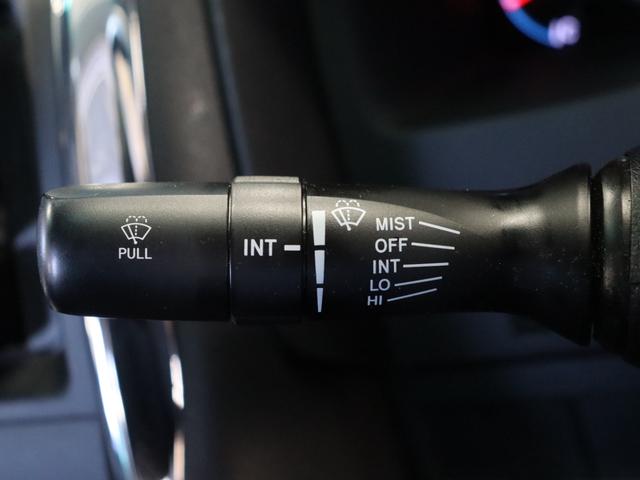 マークX 250G Sパッケージリラックスセレクション サンルーフ/革シート/シートヒーター/純正エアロ/カロッツェリアナビ/Bluetooth/ミュージックサーバー/スマートキー/オートライト/HIDヘッドライト/パワーシート/ETC/ローダウン(63枚目)