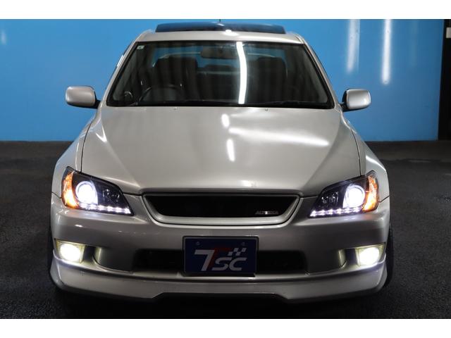 アルテッツァ RS200 Lエディション ムーンルーフ/TRDマフラー/TEINE車高調・ローダウン/DIXCEL製ブレーキパッド/戸田レーシングフライホイール/大型リアスポイラー/AVSモデル17AW/カロッツェリアナビ/Rカメラ/ETC(19枚目)