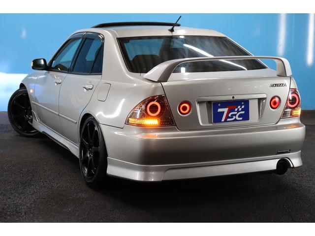 アルテッツァ RS200 Lエディション ムーンルーフ/TRDマフラー/TEINE車高調・ローダウン/DIXCEL製ブレーキパッド/戸田レーシングフライホイール/大型リアスポイラー/AVSモデル17AW/カロッツェリアナビ/Rカメラ/ETC(28枚目)