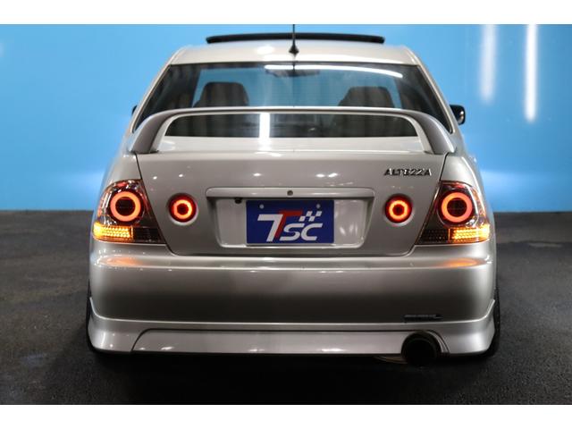 アルテッツァ RS200 Lエディション ムーンルーフ/TRDマフラー/TEINE車高調・ローダウン/DIXCEL製ブレーキパッド/戸田レーシングフライホイール/大型リアスポイラー/AVSモデル17AW/カロッツェリアナビ/Rカメラ/ETC(30枚目)