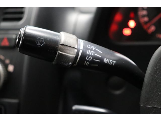 アルテッツァ RS200 Lエディション ムーンルーフ/TRDマフラー/TEINE車高調・ローダウン/DIXCEL製ブレーキパッド/戸田レーシングフライホイール/大型リアスポイラー/AVSモデル17AW/カロッツェリアナビ/Rカメラ/ETC(52枚目)