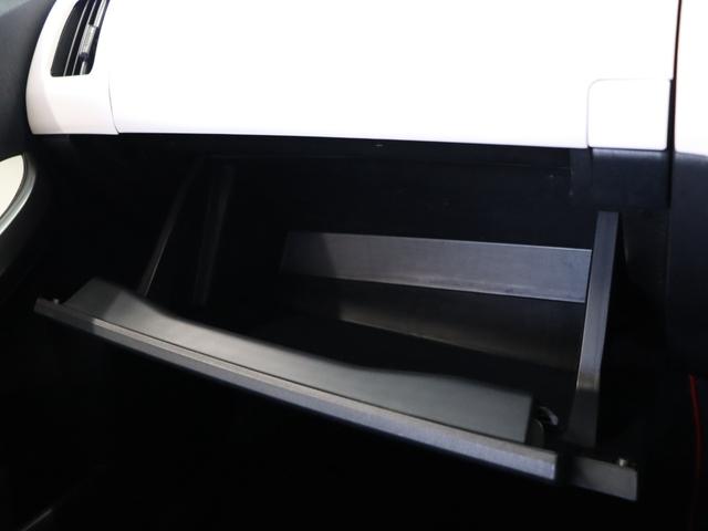 プリウス Ｓツーリングセレクション・Ｇ’ｓ　後期／禁煙／ＡＬＰＩＮＥＢＩＧ－Ｘ９インチナビ／ＥＴＣ／バックカメラ／フルセグ／Ｂｌｕｅｔｏｏｔｈ接続／ＨＩＤヘッドライト／フォグランプ（62枚目）