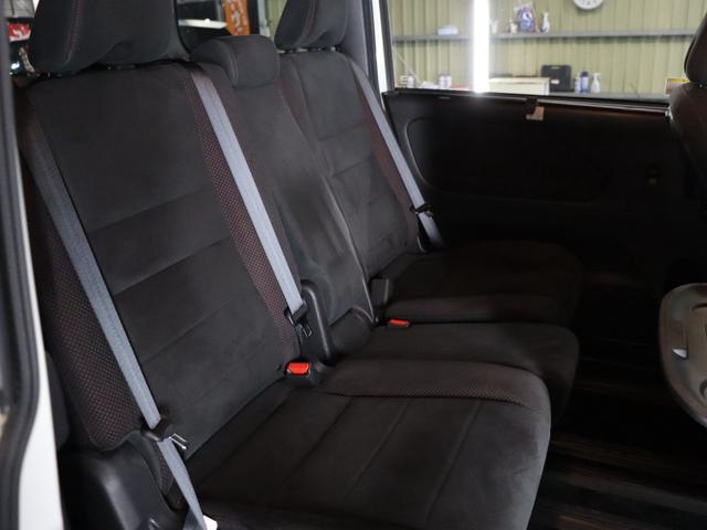 セレナ ニスモ セーフティパック/純正9インチナビゲーション/後席フリップダウンモニター/全方位カメラ/アダプティブクルーズコントロール/プロパイロット/フルセグ/Bluetoothオーディオ/両側電動スライドドア(15枚目)